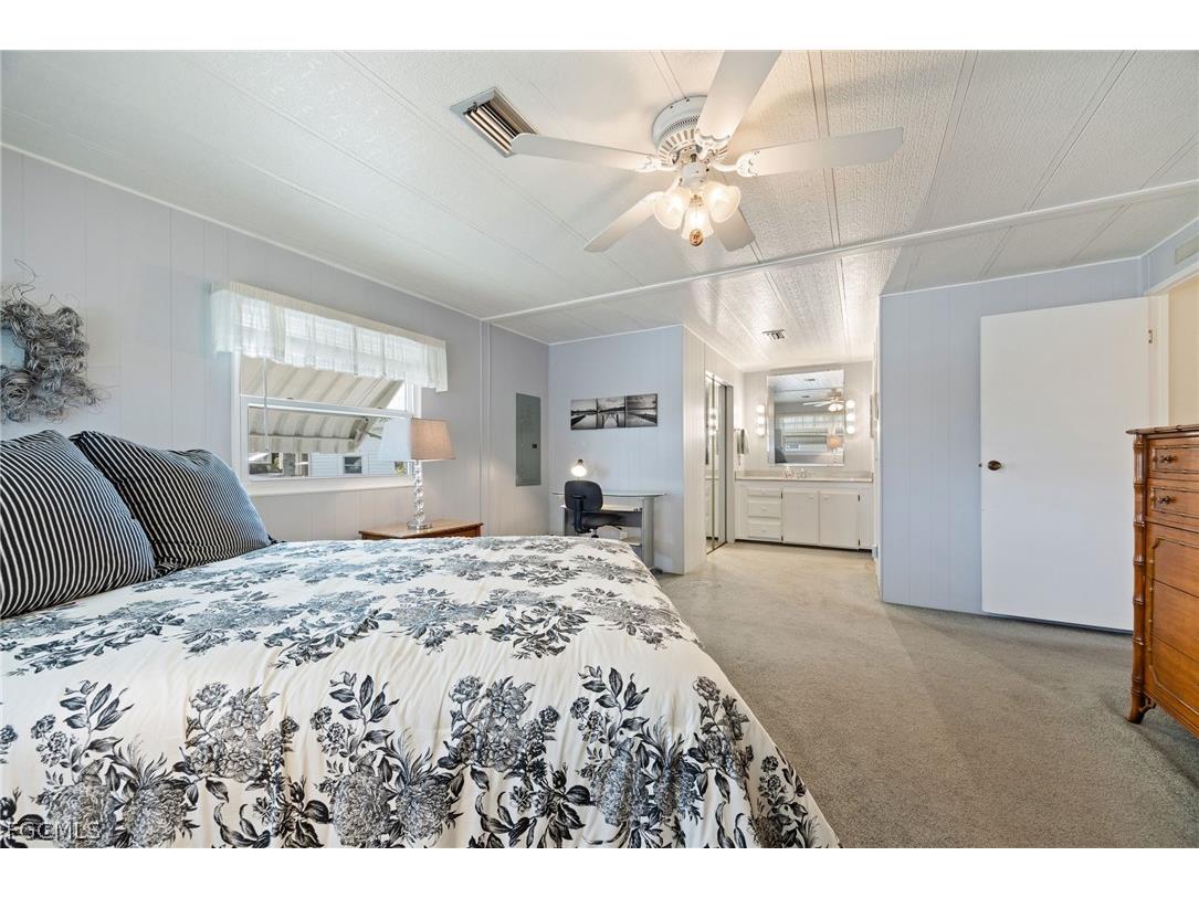 472 Nicklaus Boulevard North Fort Myers FL 33903 2026010491 image24