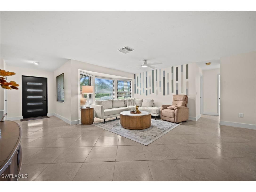 472 Palm River Boulevard Naples FL 34110 225077771 image30