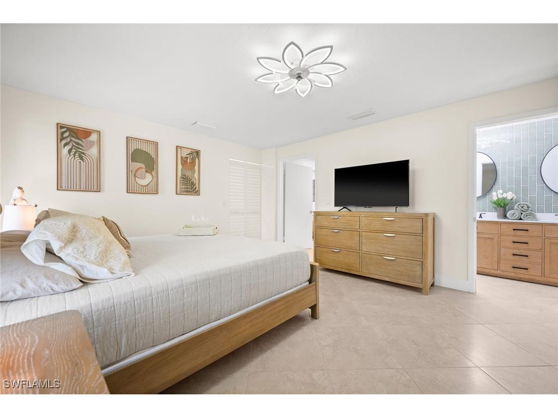 472 Palm River Boulevard Naples FL 34110 225077771 image34