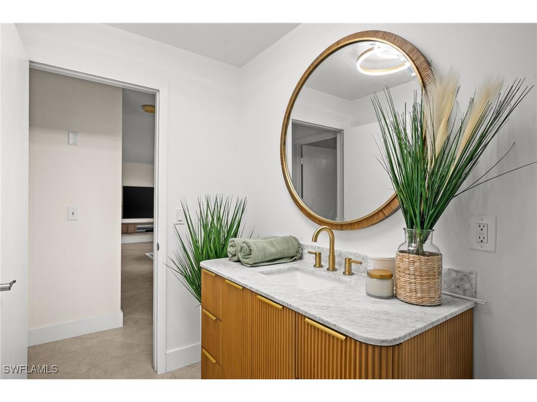 472 Palm River Boulevard Naples FL 34110 225077771 image45