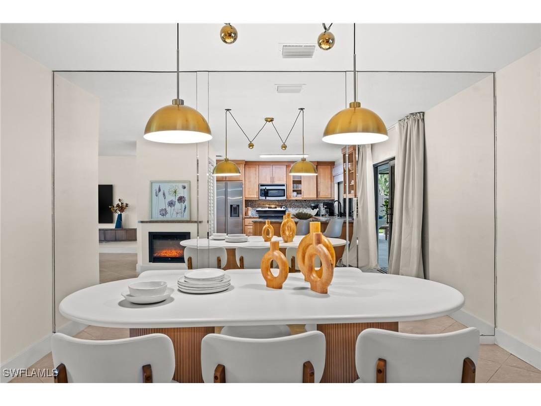 472 Palm River Boulevard Naples FL 34110 225077771 image5