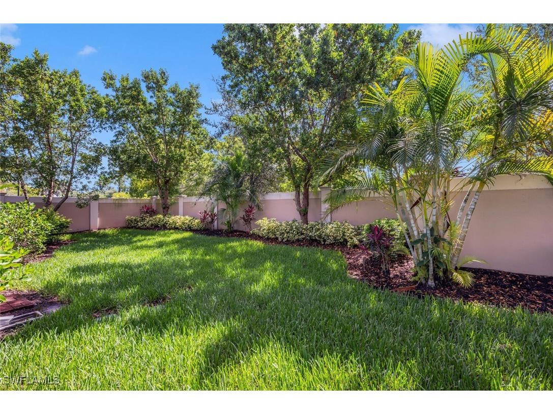 4720 Arboretum Circle #102 Naples FL 34112 225057945 image31