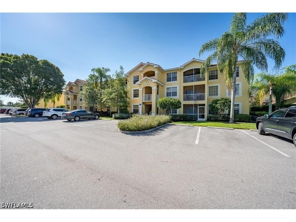 4720 Saint Croix Lane #121 Naples FL 34109 226015481 image1