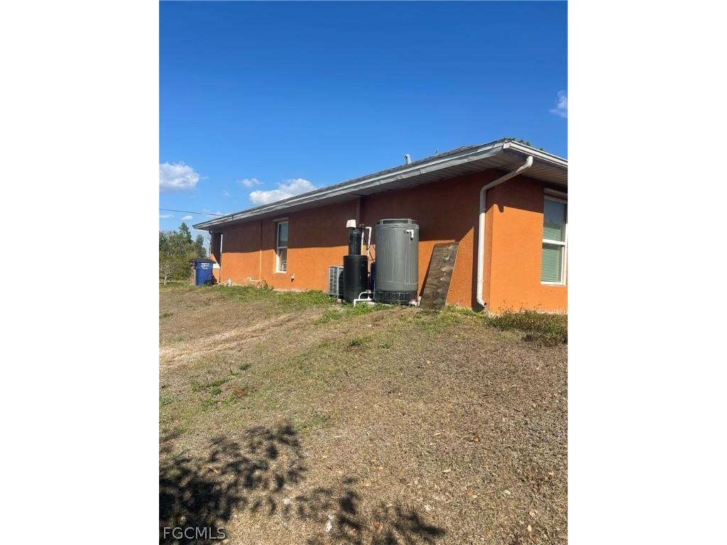 4721/4723 26th Street SW Lehigh Acres FL 33973 2026009287 image2