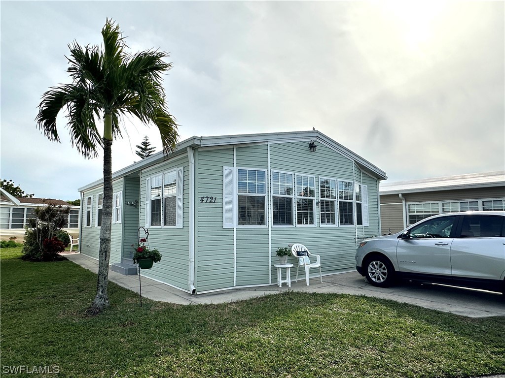 4721 Lafayette Lane W Estero FL 33928 224007493 image1