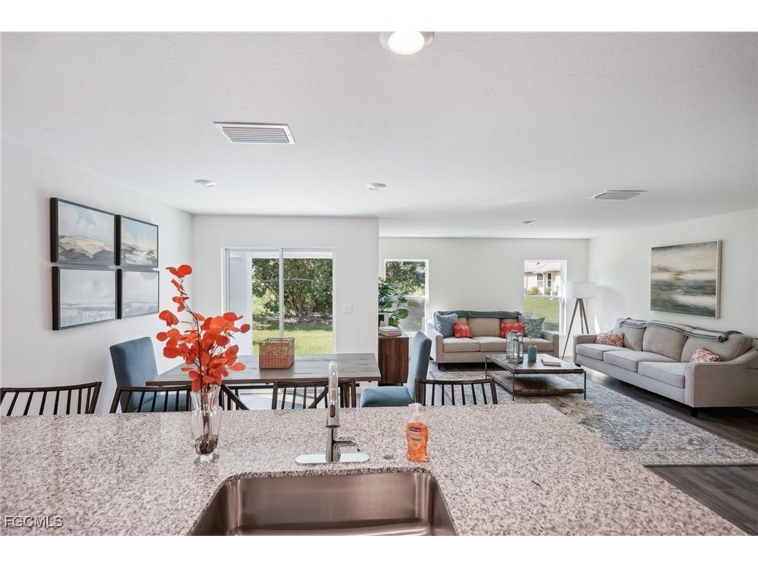 4721 NW 38th Place Cape Coral FL 33993 2025000027 image12