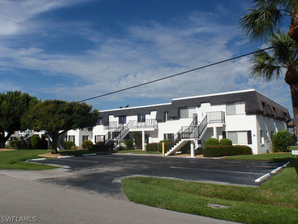 4722 SE 1st Place #11 Cape Coral FL 33904 224040170 image1