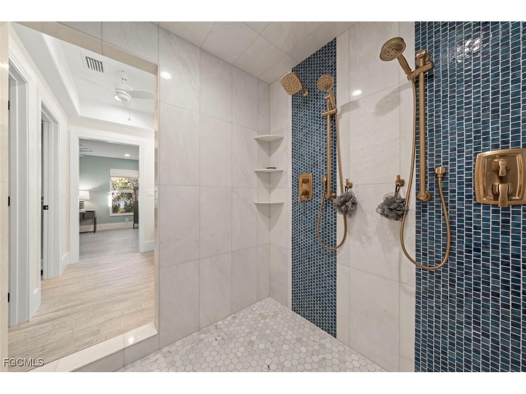 4724 Rue Belle Mer Sanibel FL 33957 2025005232 image24