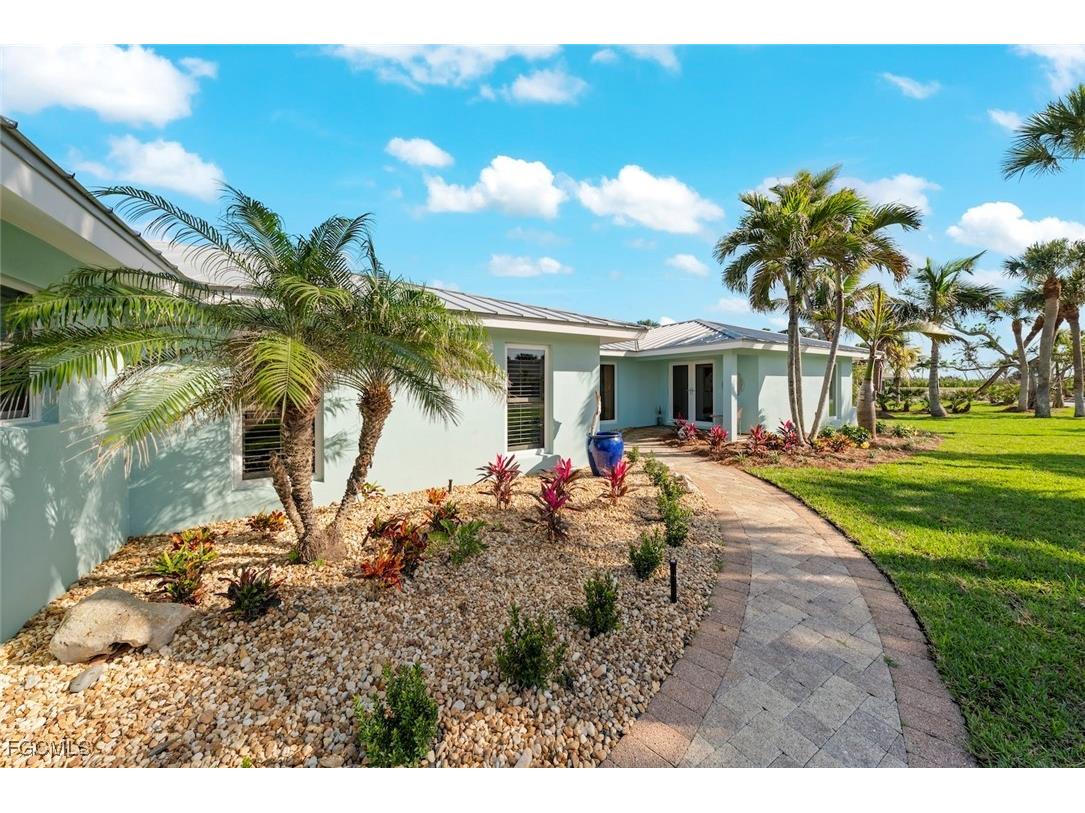 4724 Rue Belle Mer Sanibel FL 33957 2025005232 image45