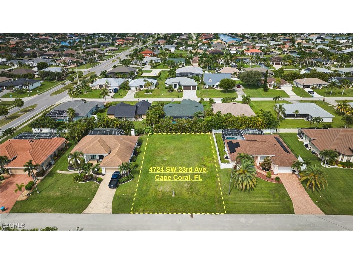 4724 SW 23rd Avenue Cape Coral FL 33914 2025008960 image1