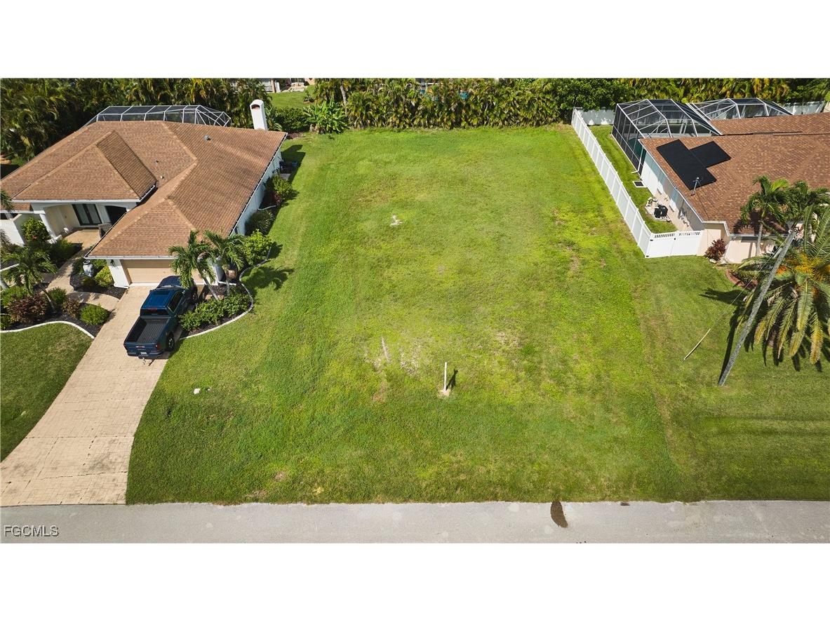 4724 SW 23rd Avenue Cape Coral FL 33914 2025008960 image13