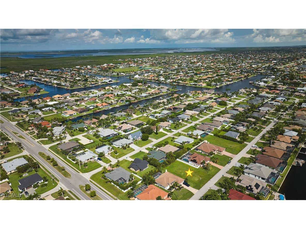 4724 SW 23rd Avenue Cape Coral FL 33914 2025008960 image17