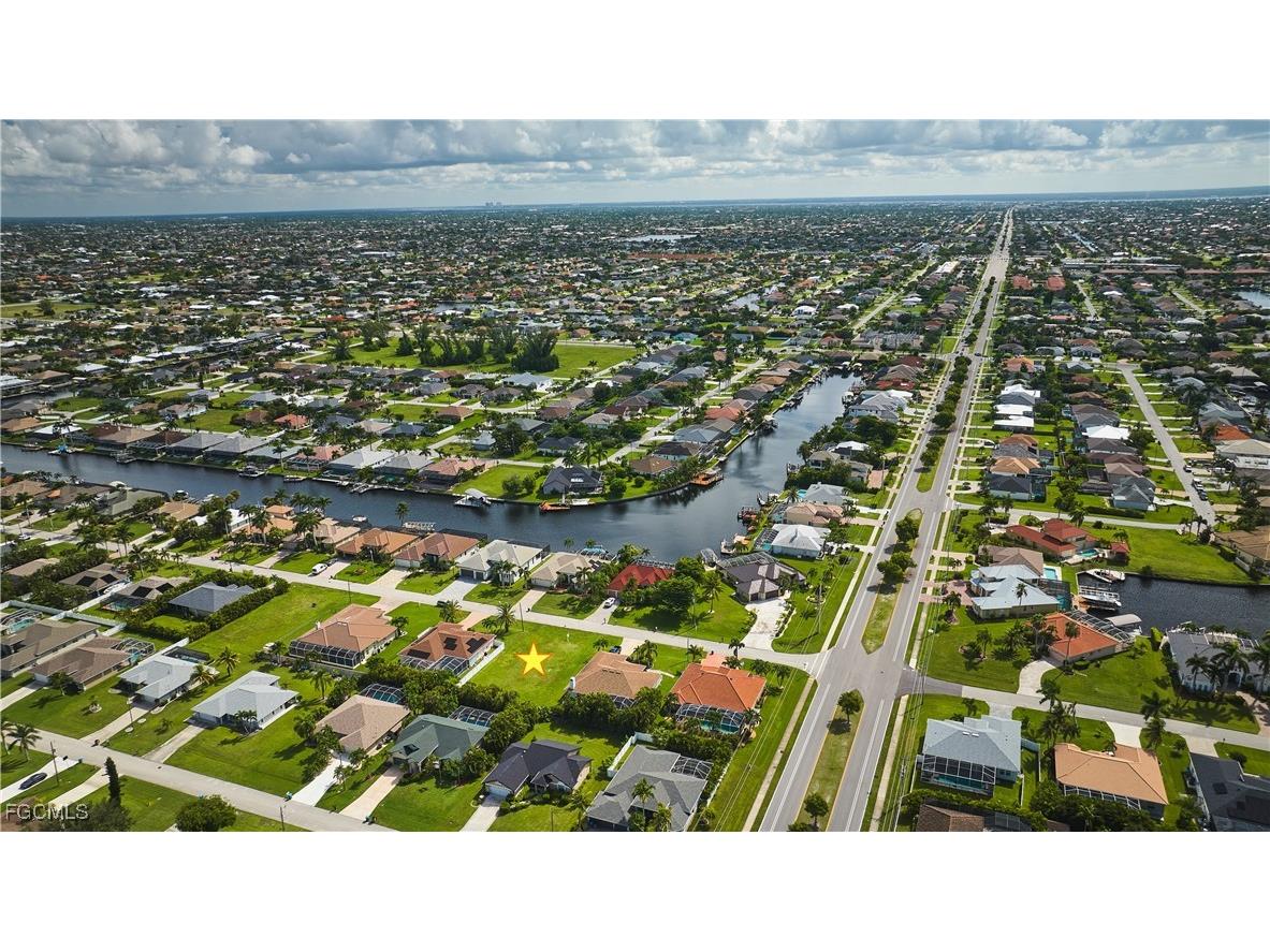 4724 SW 23rd Avenue Cape Coral FL 33914 2025008960 image4