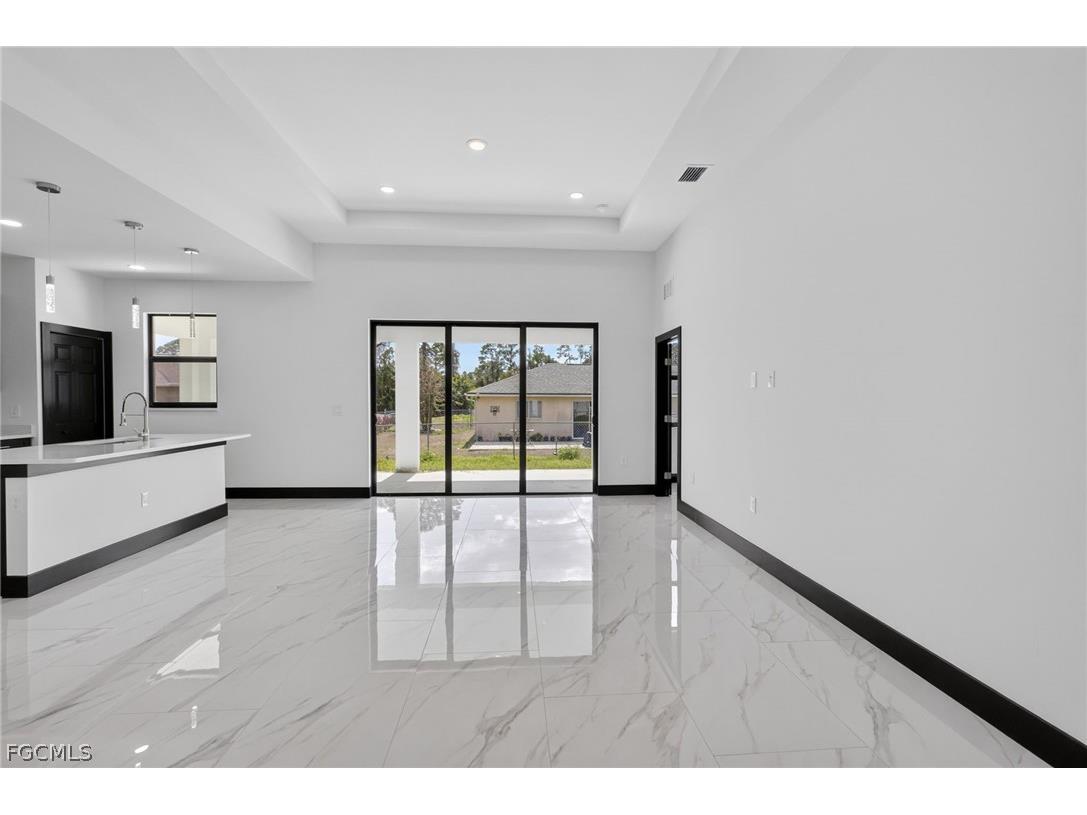 4725/4727 27TH 27th Street SW #4725 Lehigh Acres FL 33973 2026006896 image3