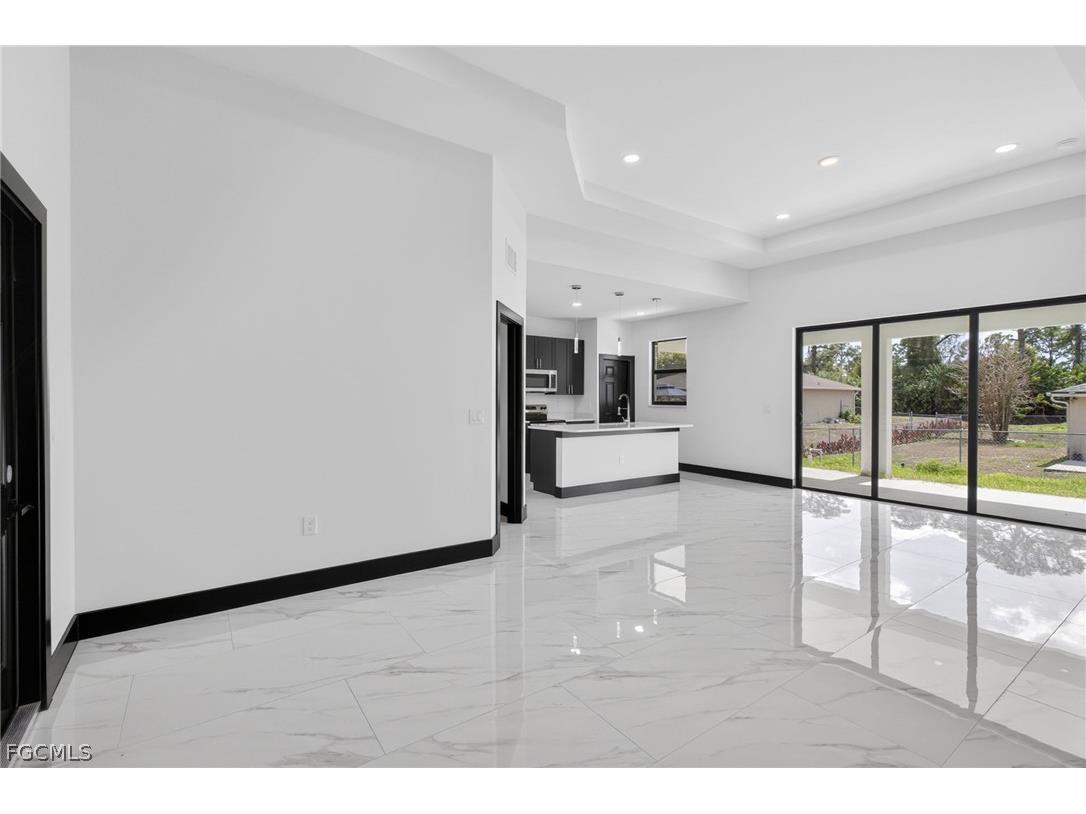 4725/4727 27TH 27th Street SW #4725 Lehigh Acres FL 33973 2026006896 image4