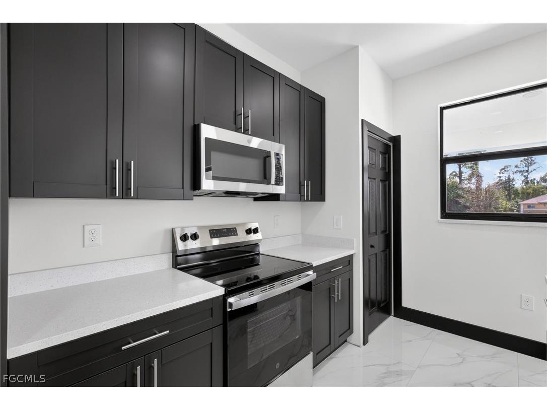 4725/4727 27TH 27th Street SW #4725 Lehigh Acres FL 33973 2026006896 image8