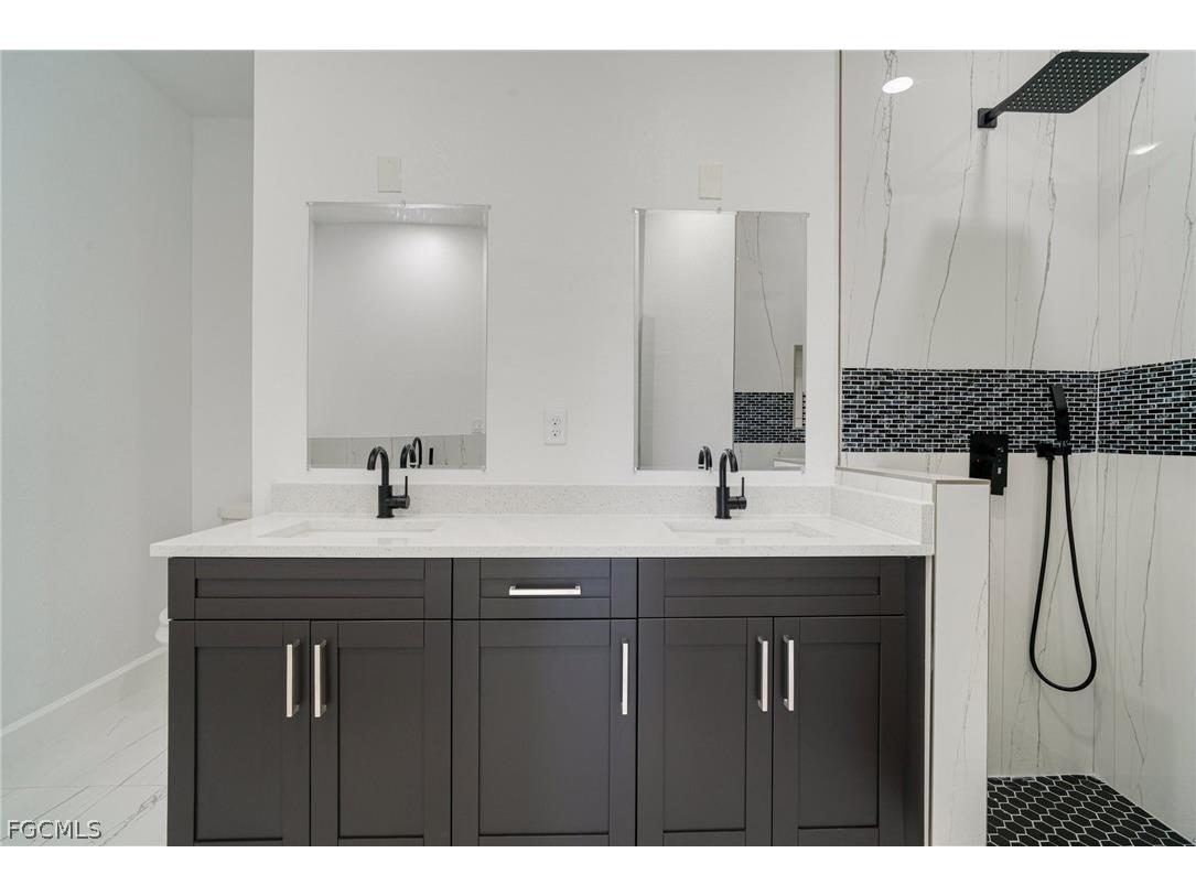 4725/4727 27th Street SW #4727 Lehigh Acres FL 33973 2026006899 image11