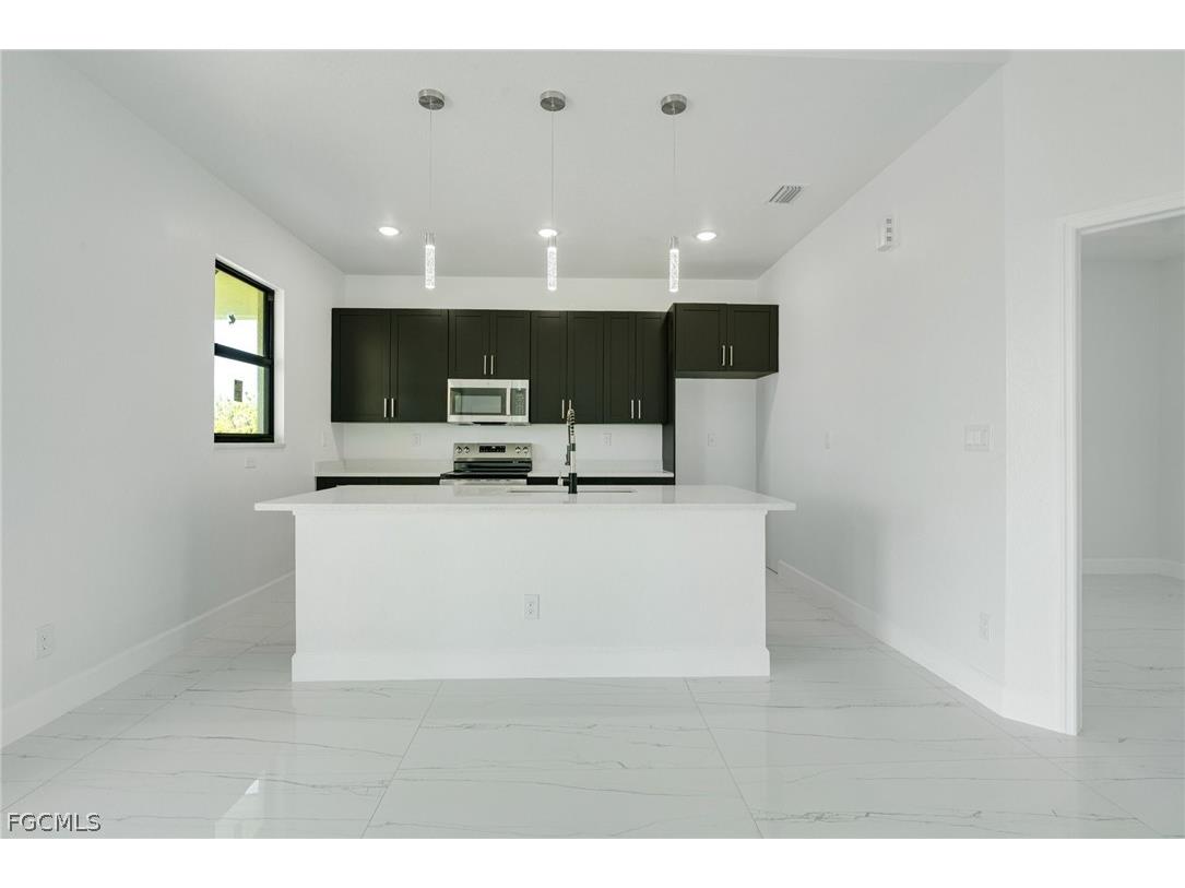 4725/4727 27th Street SW #4727 Lehigh Acres FL 33973 2026006899 image4