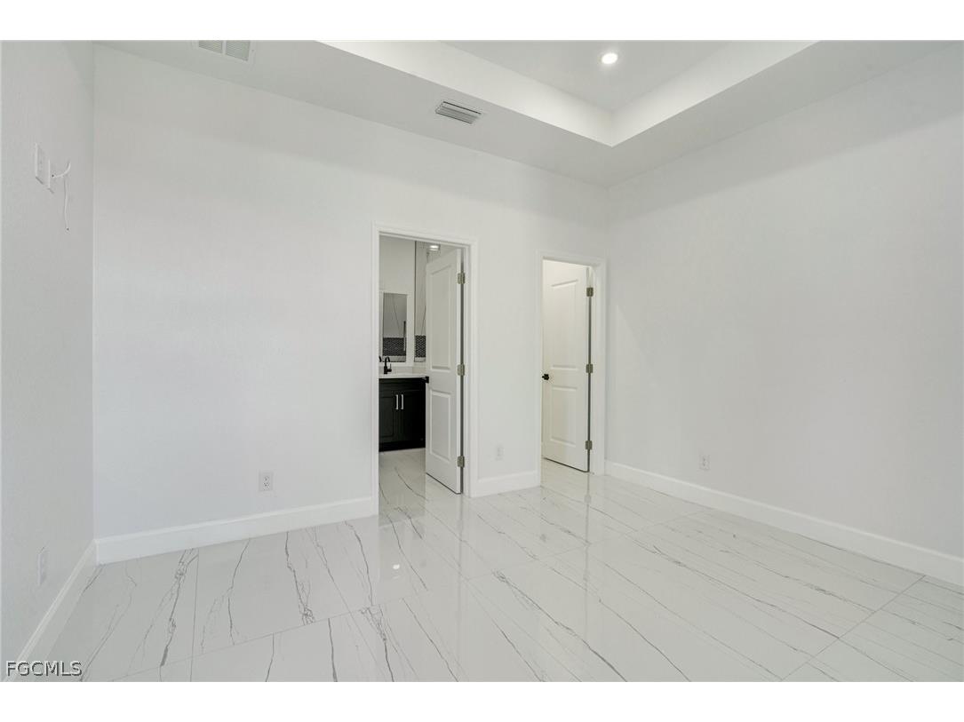 4725/4727 27th Street SW #4727 Lehigh Acres FL 33973 2026006899 image9