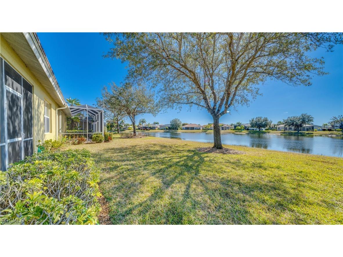 4725 Fairloop Run Lehigh Acres FL 33973 2026008223 image2