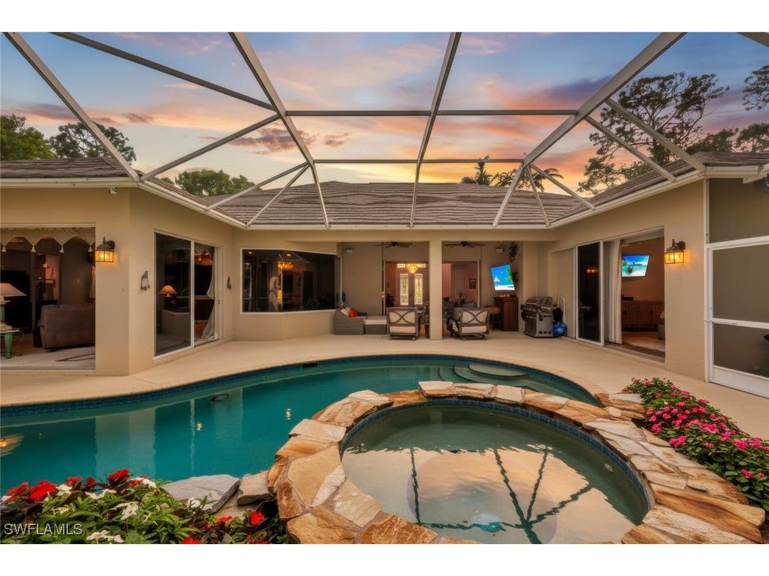 4727 7th Avenue SW Naples FL 34119 226005549 image1