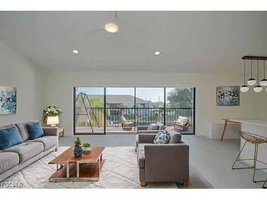 4727 SW 13th Avenue #203 Cape Coral FL 33914 2025024893 image1