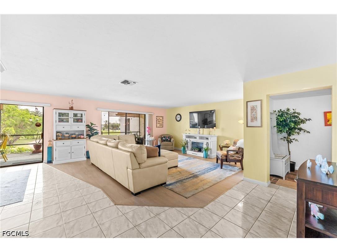 4728 Orange Grove Boulevard #10 North Fort Myers FL 33903 2026016584 image6