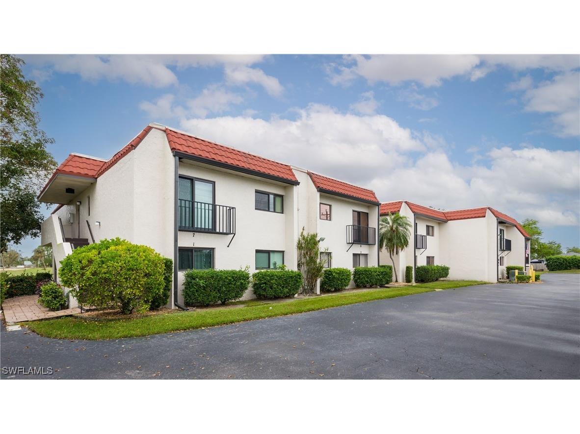4728 Orange Grove Boulevard #11 North Fort Myers FL 33903 226000884 image1