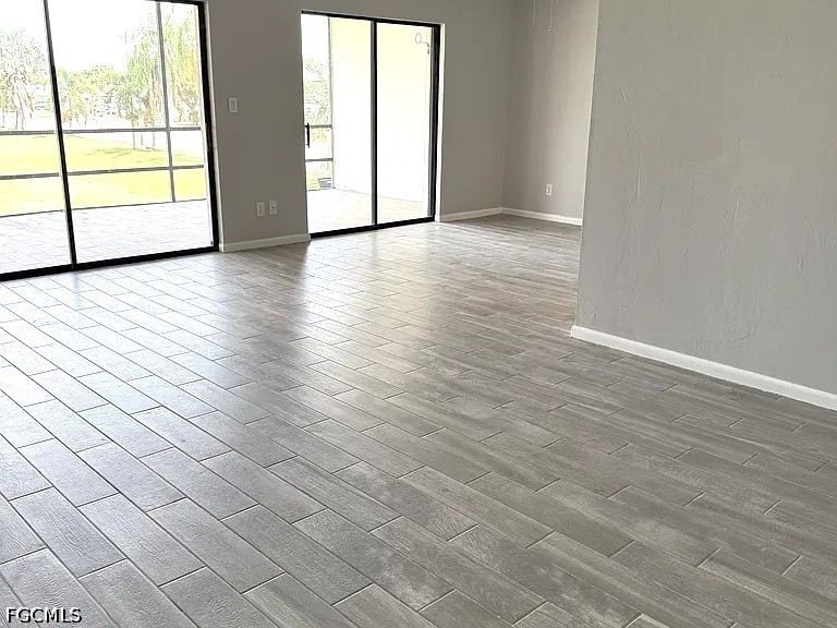 4728 Orange Grove Boulevard #12 North Fort Myers FL 33903 2026019601 image2