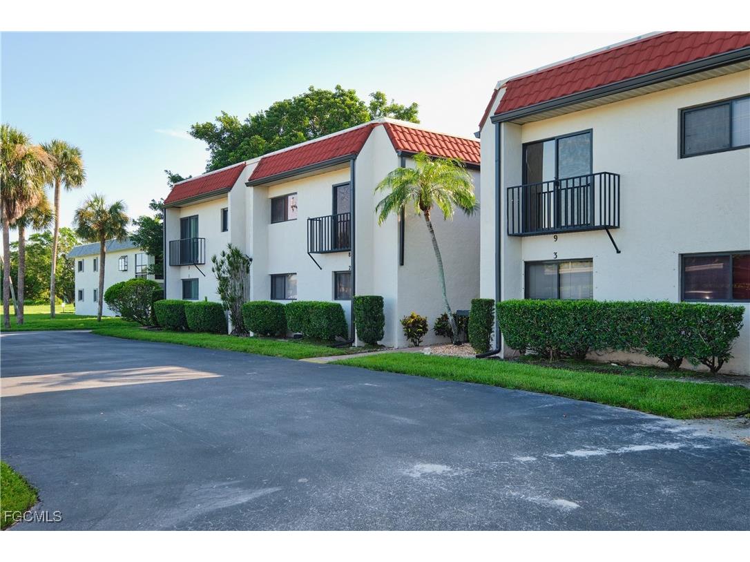4728 Orange Grove Boulevard #3 North Fort Myers FL 33903 2025007963 image50