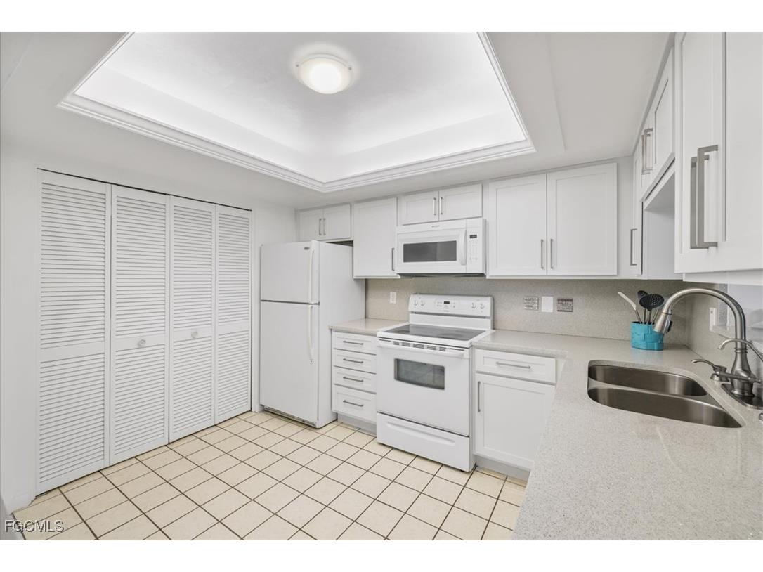 4728 Orange Grove Boulevard #8 North Fort Myers FL 33903 2025011069 image11