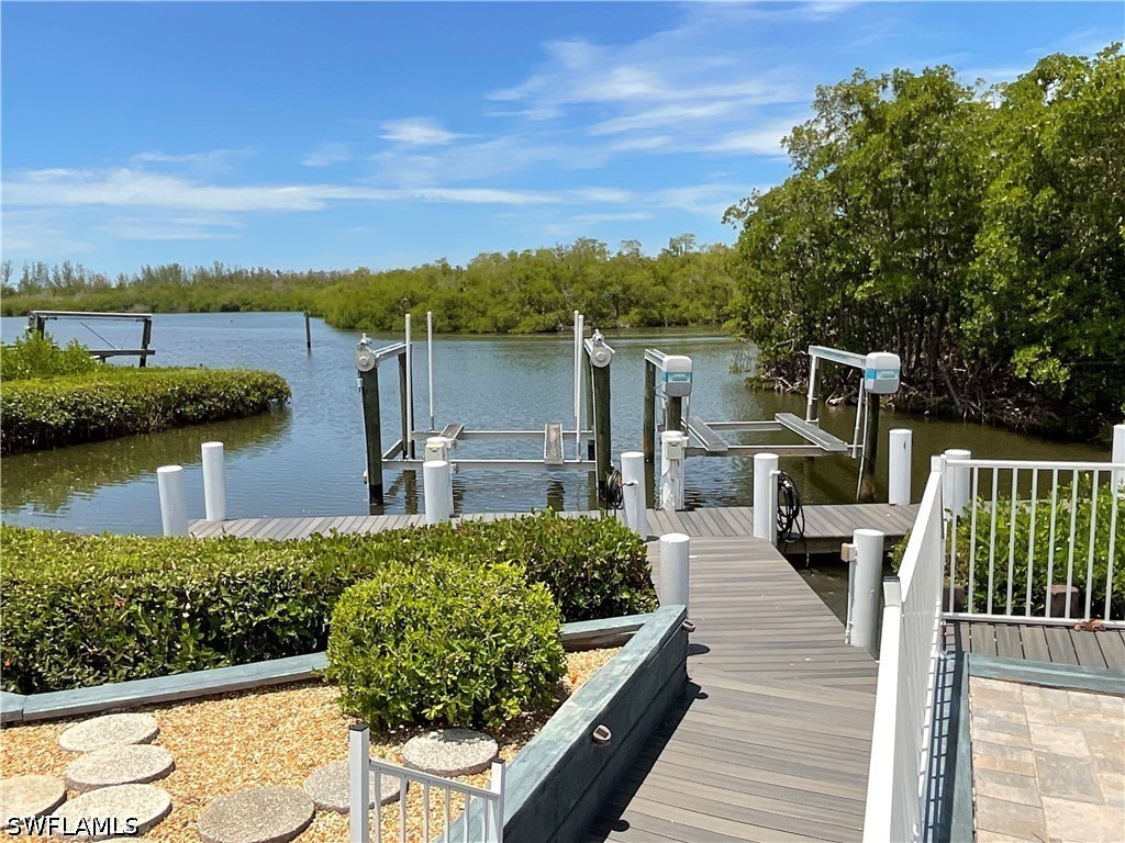 4729 Tahiti Drive Bonita Springs FL 34135 226015850 image1