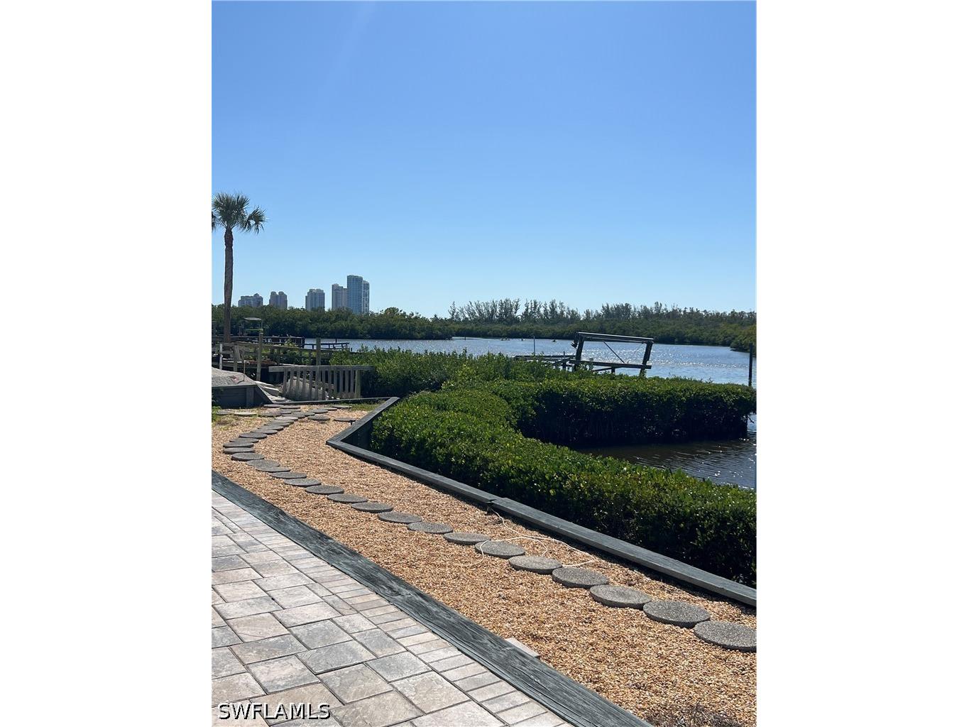 4729 Tahiti Drive Bonita Springs FL 34135 226015850 image3