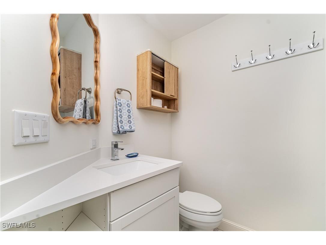 473 12th Avenue S #B11 Naples FL 34102 225078297 image10