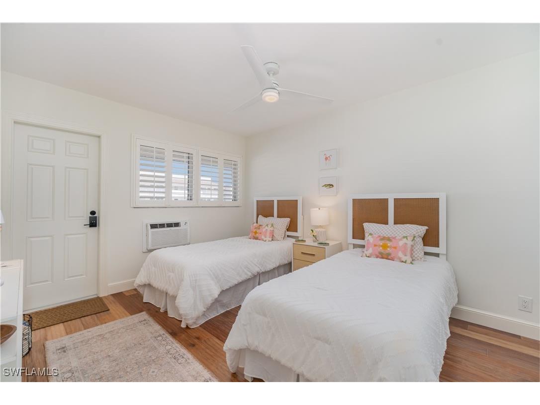 473 12th Avenue S #B11 Naples FL 34102 225078297 image12