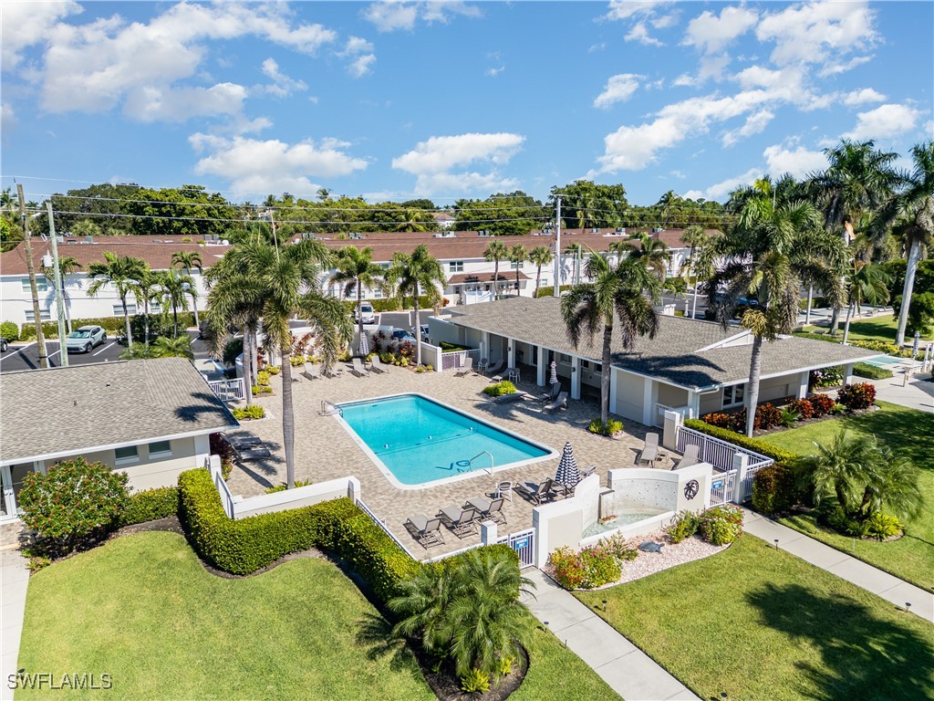 473 12th Avenue S #B11 Naples FL 34102 225078297 image16