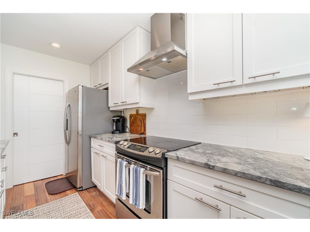 473 12th Avenue S #B11 Naples FL 34102 225078297 image5