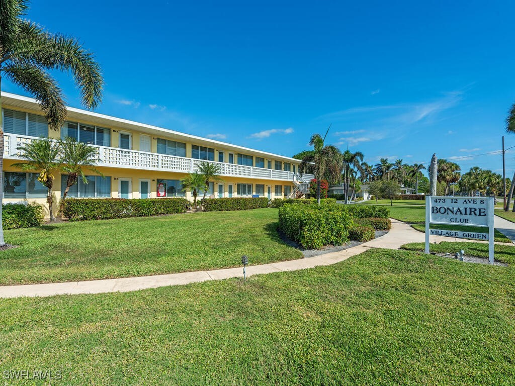 473 12th Avenue S #B13 Naples FL 34102 226005469 image2