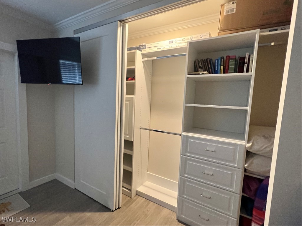 473 12th Avenue S #B6 Naples FL 34102 226002118 image6