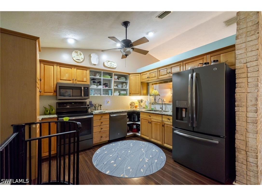 4730 Pembrooke Lane Bonita Springs FL 34134 226013163 image8