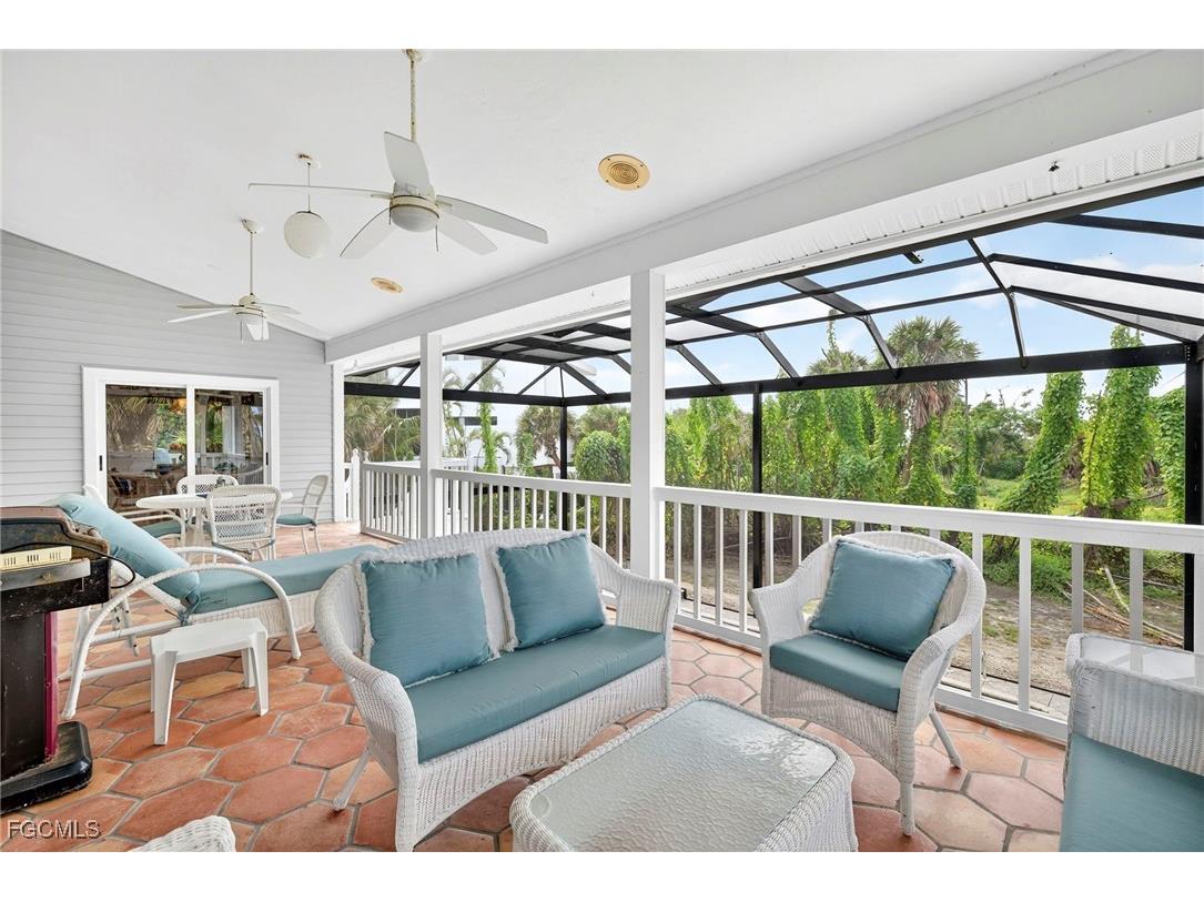 4731 Ruelle Sanibel FL 33957 2025014026 image11