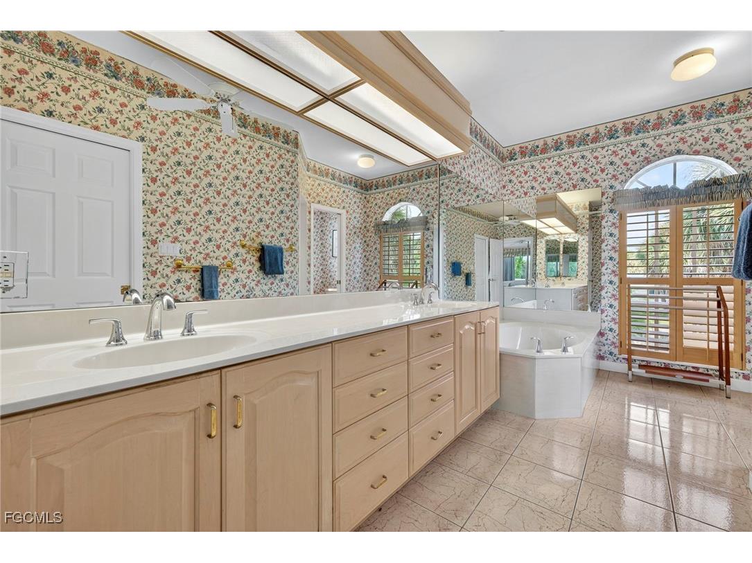 4731 Ruelle Sanibel FL 33957 2025014026 image23