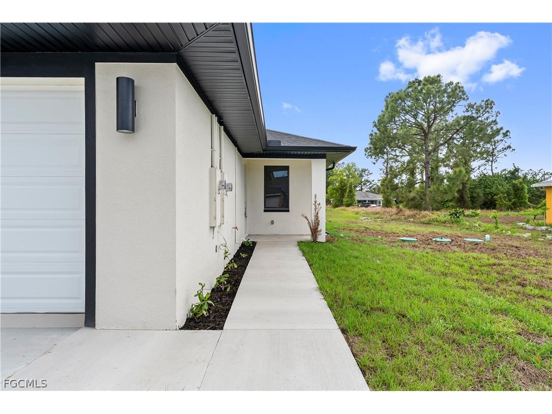 4733-4735 27th Street SW Lehigh Acres FL 33973 2026013449 image13