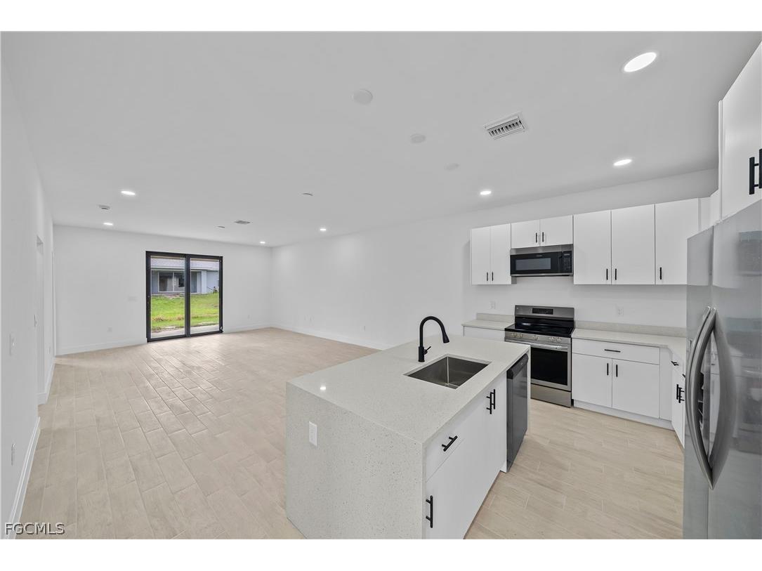 4733-4735 27th Street SW Lehigh Acres FL 33973 2026013449 image9