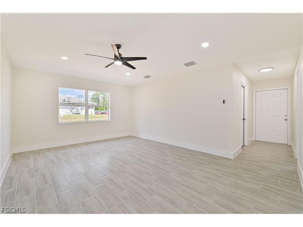 4735 28th Street SW Lehigh Acres FL 33973 2026010371 image3