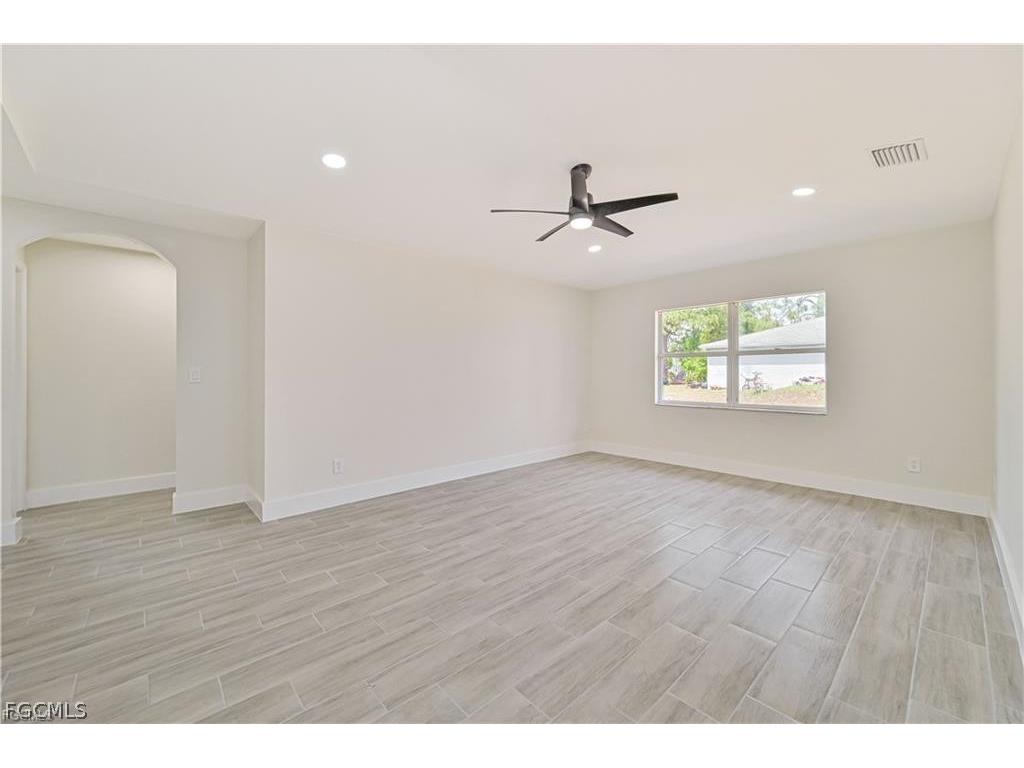 4735 28th Street SW Lehigh Acres FL 33973 2026010371 image4