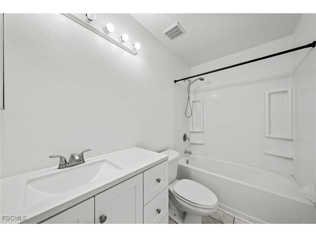 4735 30th Street SW Lehigh Acres FL 33973 2025008691 image14