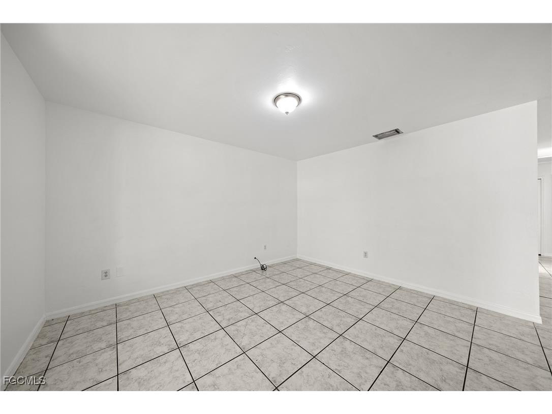 4735 30th Street SW Lehigh Acres FL 33973 2025008691 image18