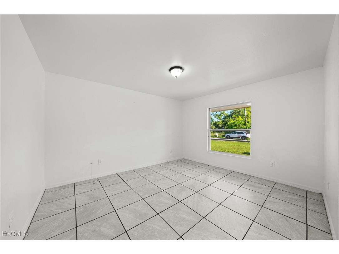 4735 30th Street SW Lehigh Acres FL 33973 2025008691 image2