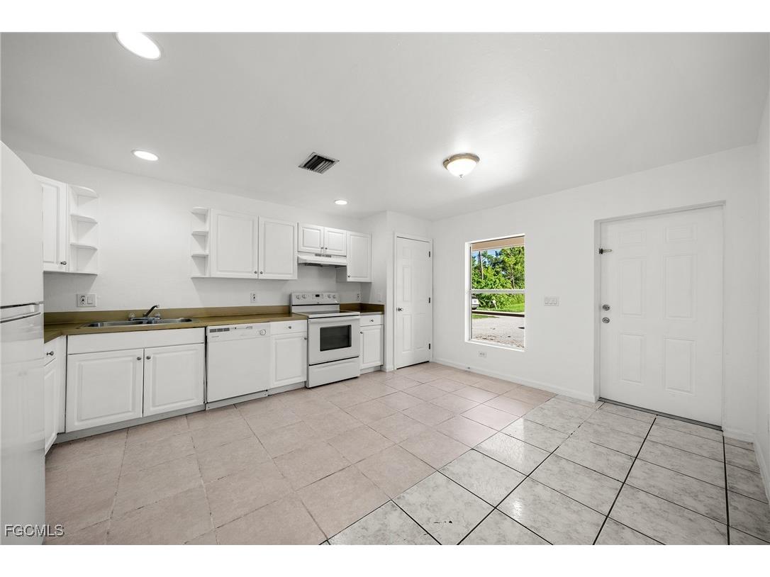 4735 30th Street SW Lehigh Acres FL 33973 2025008691 image21